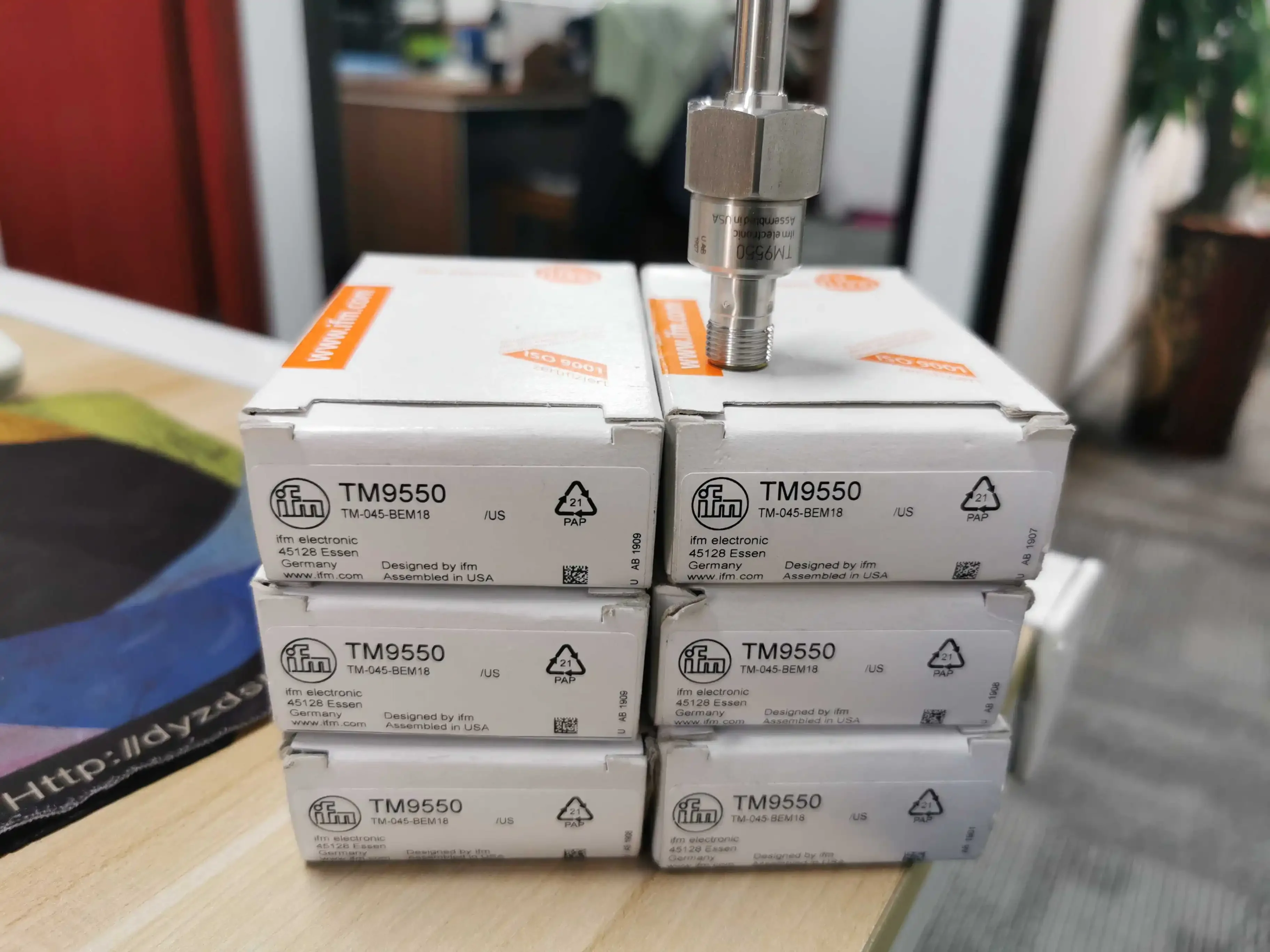 

Новый оригинальный датчик давления IFM TM9550 TM9950