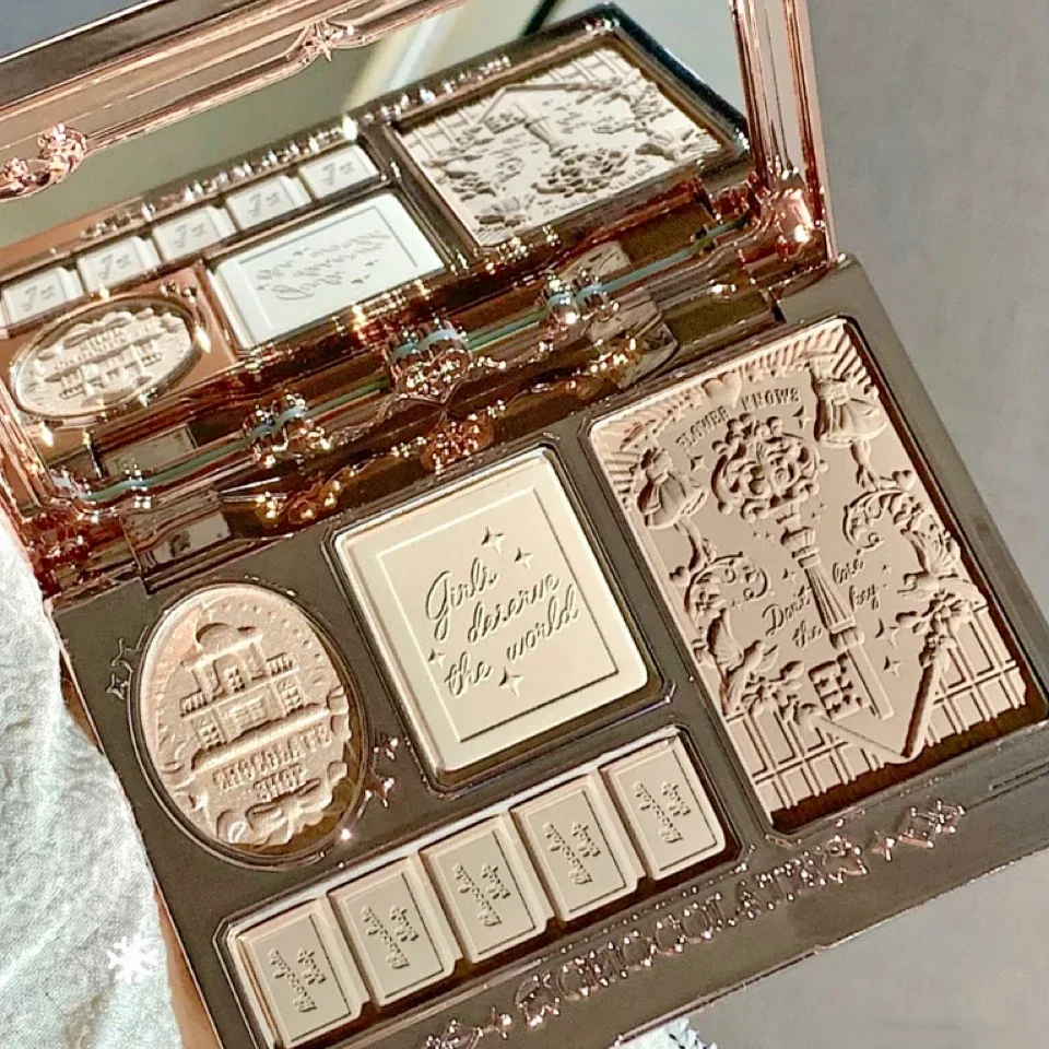 Flower Knows Chocolate Wonder-Shop Highlighter Contour Powder Face Palette for Bronzer