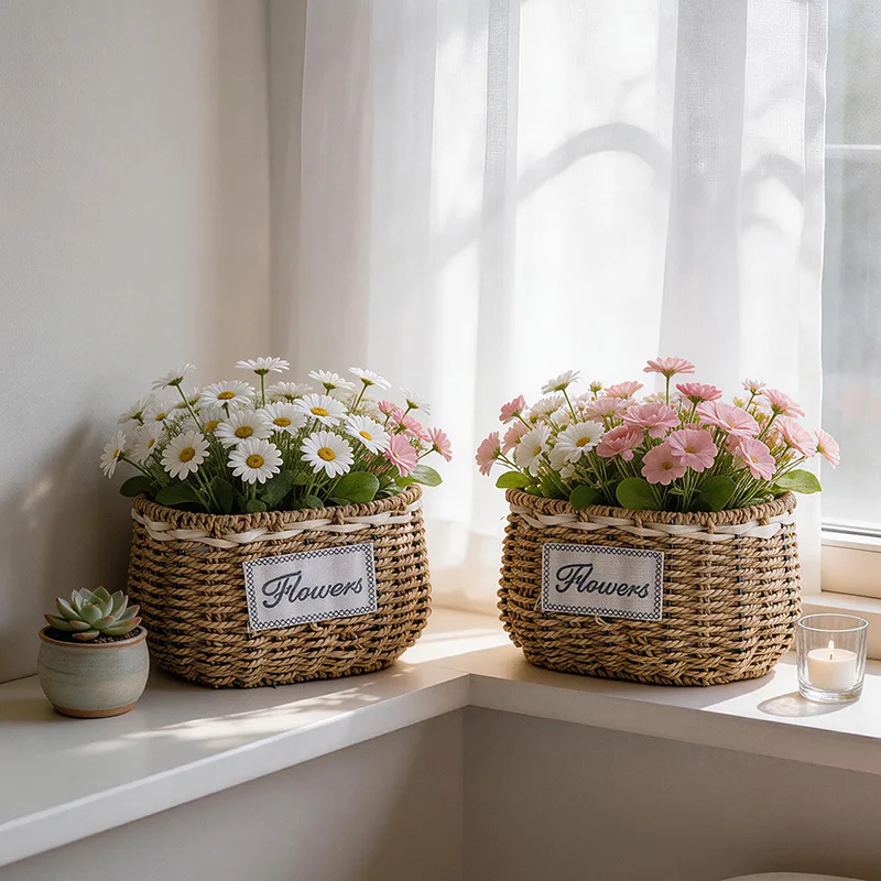Creative Handwoven Straw Planters: Handcrafted Flower Baskets for Home and Living Room Decor
