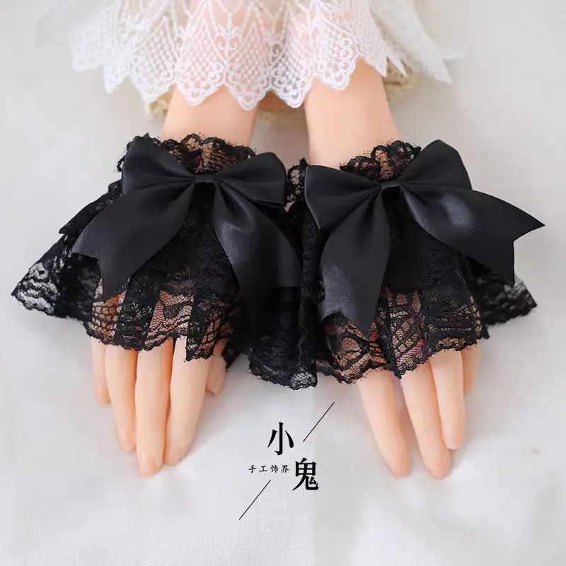 

1 Pair Detachable Lace Wrist Cuffs Lolita Sweet Floral Ruffled Elastic Hand Sleeve Black White Fake Cuffs Wristband Accessories