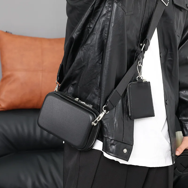 

Fashion Men's Bag Trend Brand Personality Small Square Bags Casual Versatile Shoulder Crossbody bags Designer Luxury Handbags 가방
