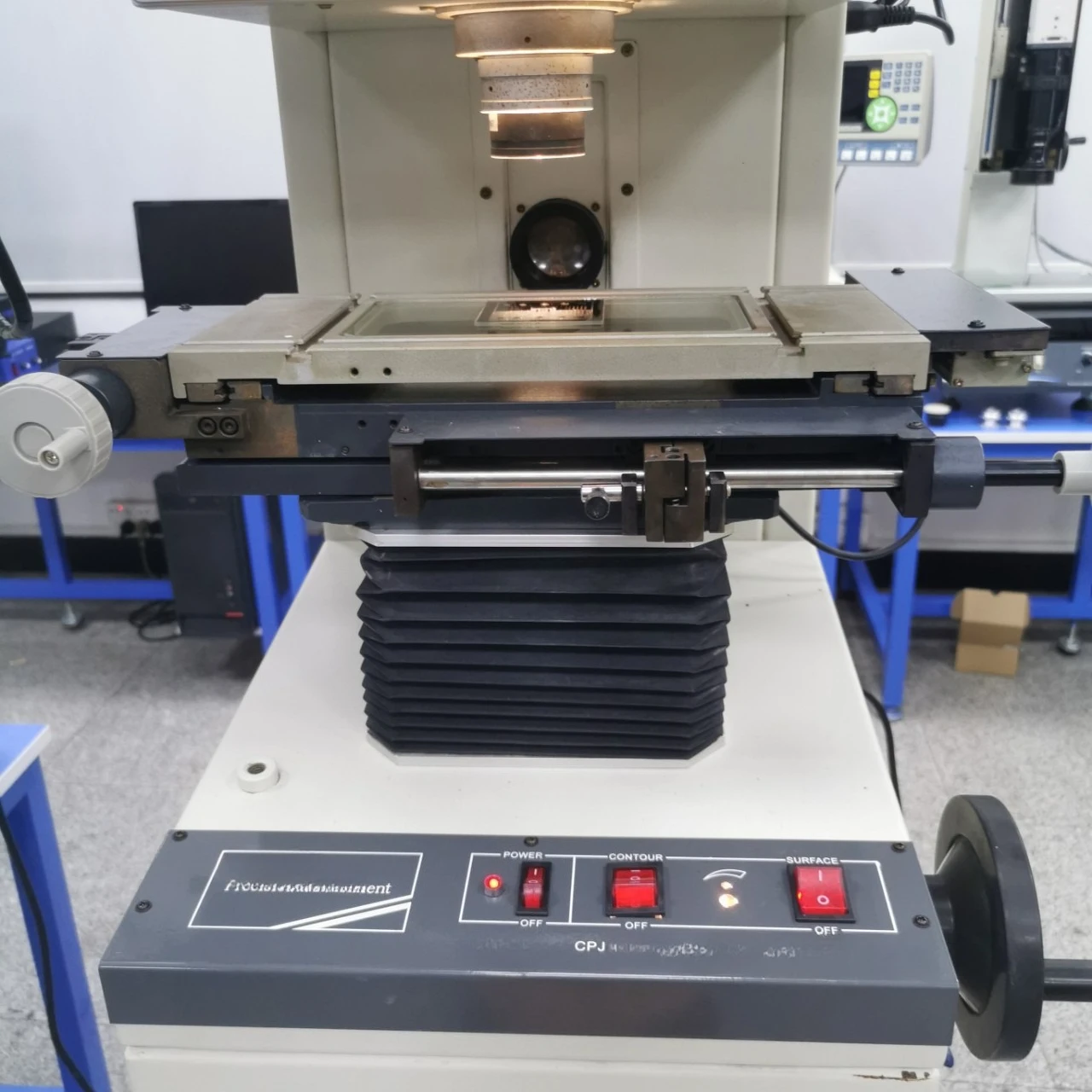 Proyectores delanteros y traseros, proyectores digitales, verticales de alta definición.