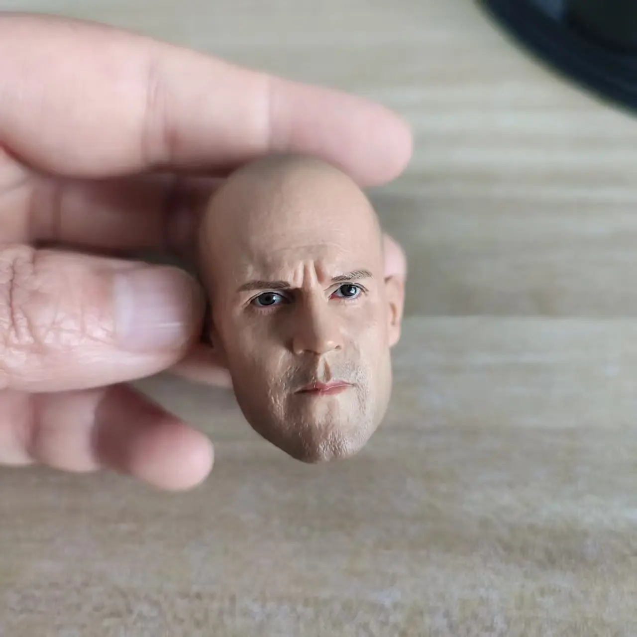 BELET BT012 Soldato da uomo in scala 1/6 Tough Guy Head Sculpt Modello Classico personaggio del film adatto al corpo della figura d'azione da 12 pollici