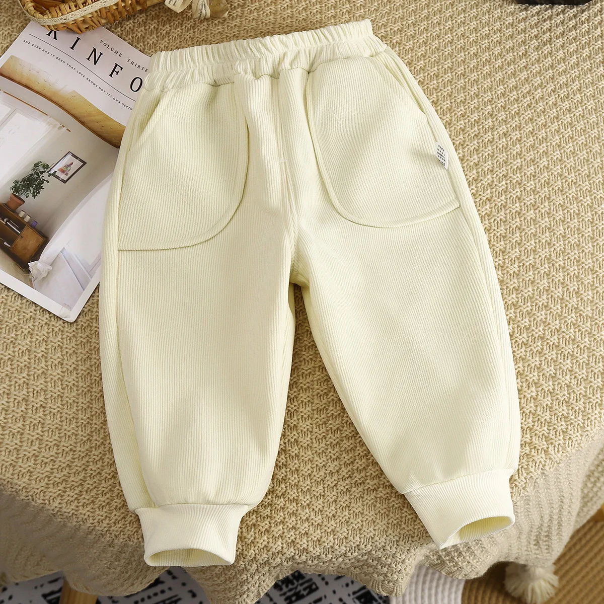 Neue Herbst-Winter-Sport-Hosen für Mädchen und Jungen, Verdickte Fleece-Wärmehosen für Babys, Weiche Freizeithosen für Kinder zum Schulanfang – Detail 14