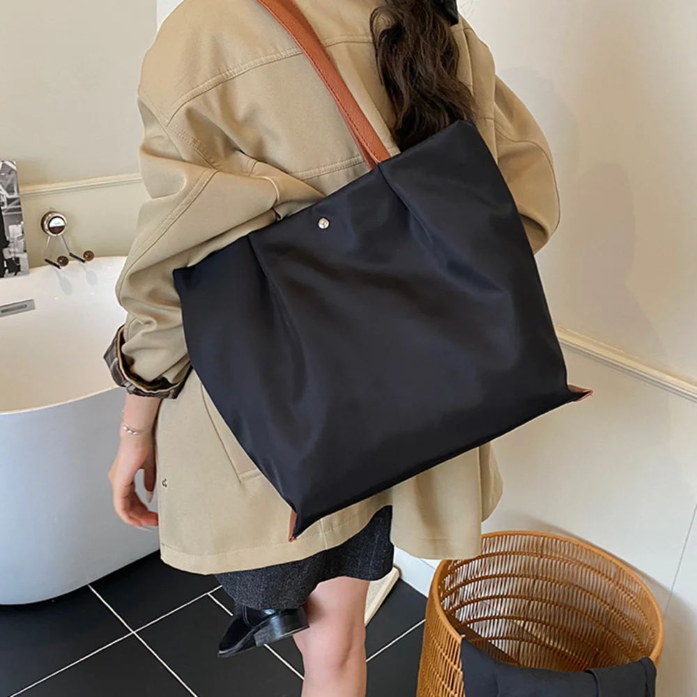 

Nylon Women's Large-Capacity Shoulder Bag Tote Bag Fashionable Boston Waterproof Shoulder Handbag