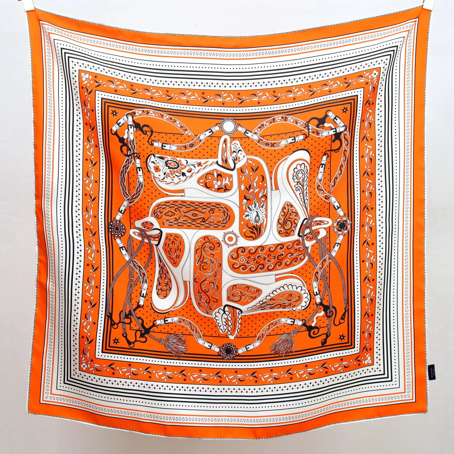 High-end Elegant Women's Grand Celebration Print Quality 14MM Twill 100% Mulberry Silk Hand-rolled Edge Large Square Scarf Shawl