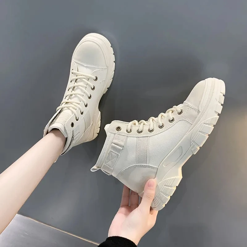 Women Boots Spring Casual Lace Up Platform Boots Flat Ladies Chelsea Boots Fashion Designer Ankle Boot Non Slip Booties Female