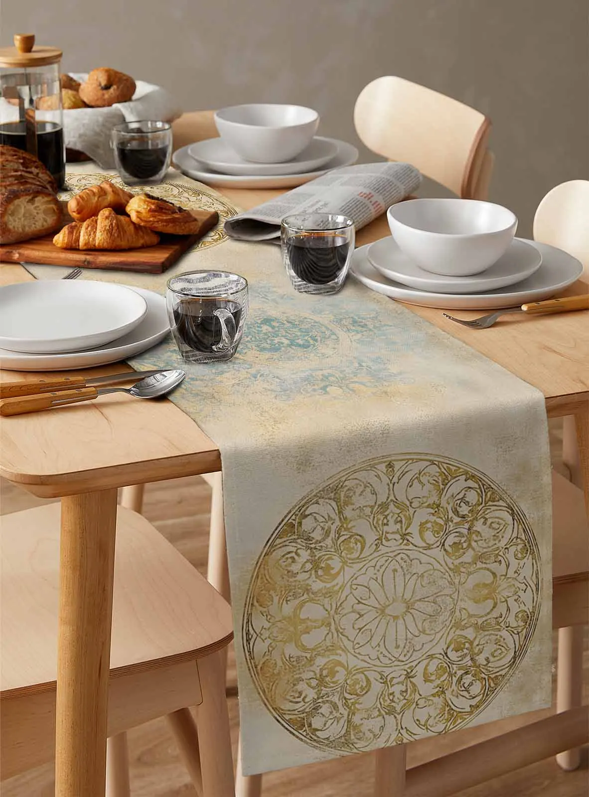 

Traditional Texture Flower Table Runner Wedding Party Champagne Dining Room Restaurant Home Tablecloth Runners