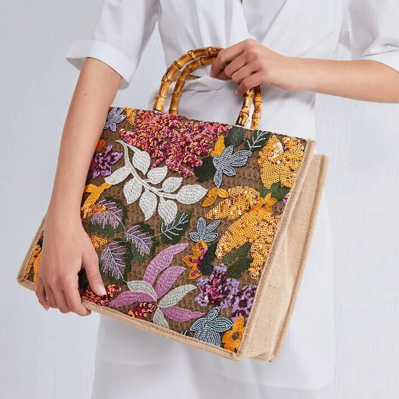 Fashion Sequins Embroidery Large Tote Bags Bamboo Handle Women Handags Flower Straw Summer Beach Bag Big Shopper Purses 2024