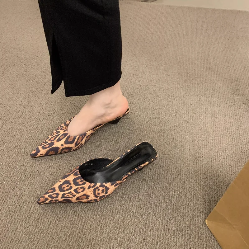 شبشب بغال مدبب للنساء ، لون الحلوى ، فستان أنيق للسيدات ، صندل ، كعب منخفض مربع ، أحذية منزلقة ، أزياء فاخرة ، جديدة #4