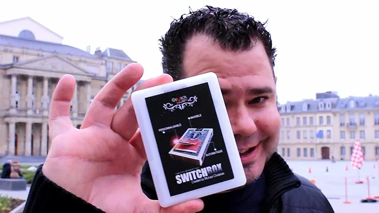 SWITCHBOX by Mickael Chatelain Card Magic Trick Close up Magic Magia Magie Magicians Props Gimmicks Illusions Street Mentalism