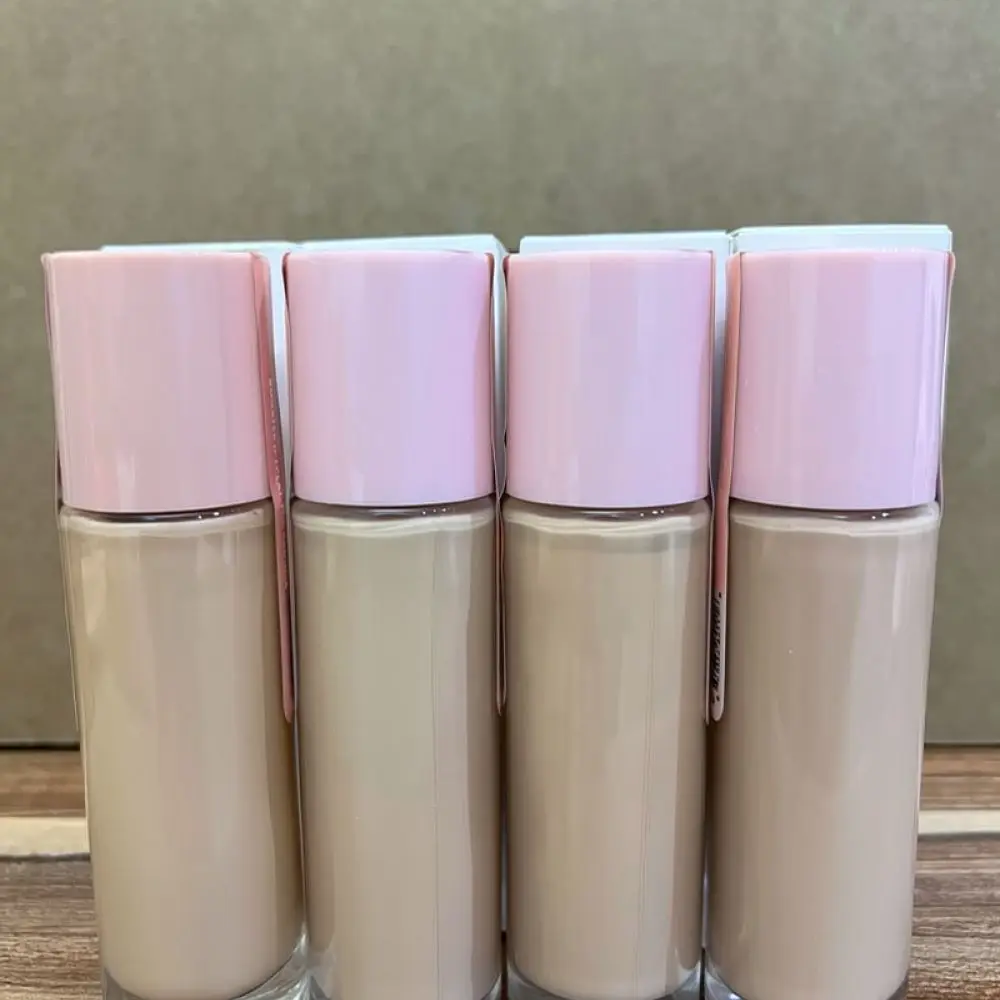 Glowing Face Highlighter Liquid Primer Makeup Illuminator Natural Radiant Finish Hydrating Base For Smooth Skin Beauty