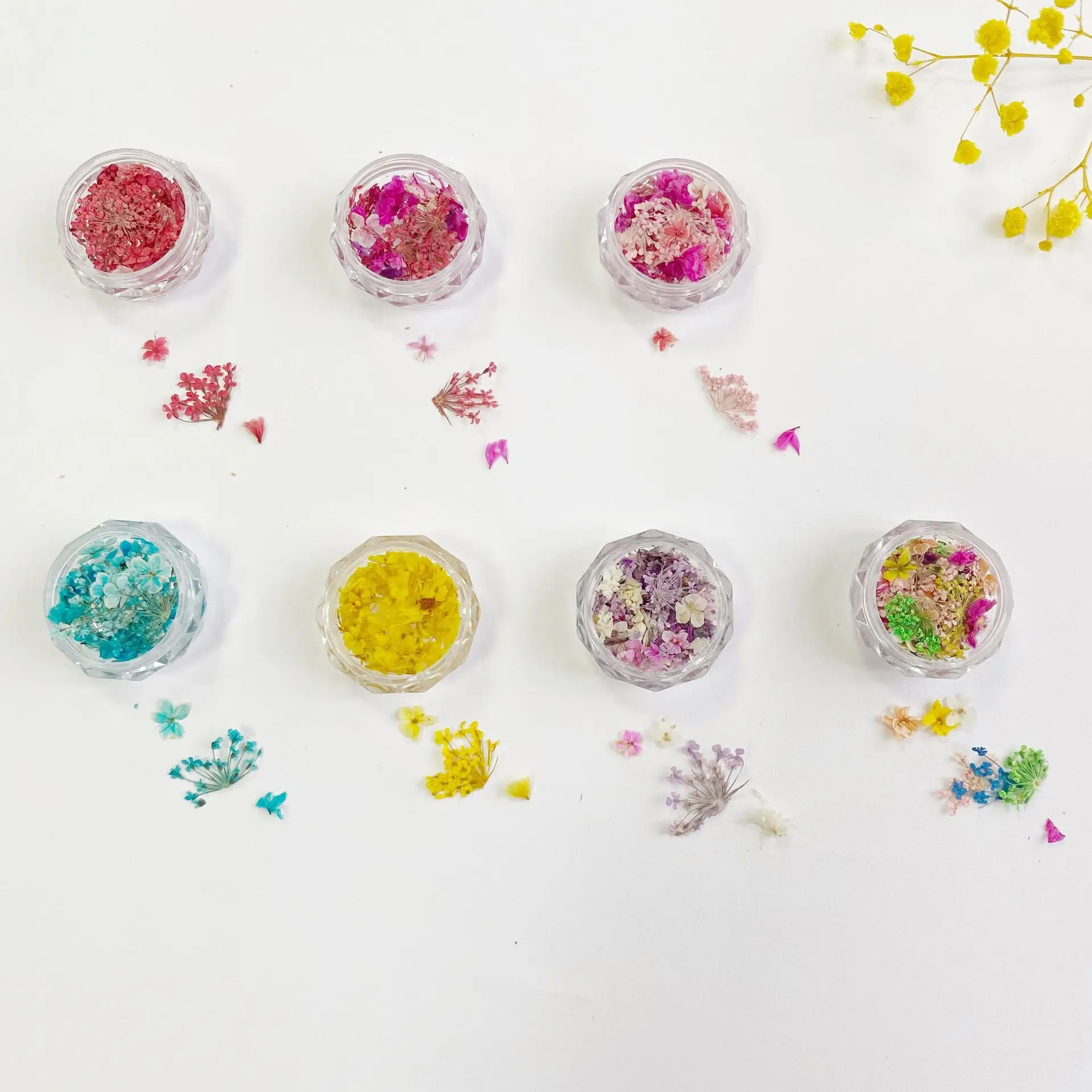 1 stücke Kleine Gebrochene Blumen Nagel Trockene Blumen Wette Blumen DIY Telefon Fall Kerze Tropf Kleber Kreative Geschenk Nagel dekorative