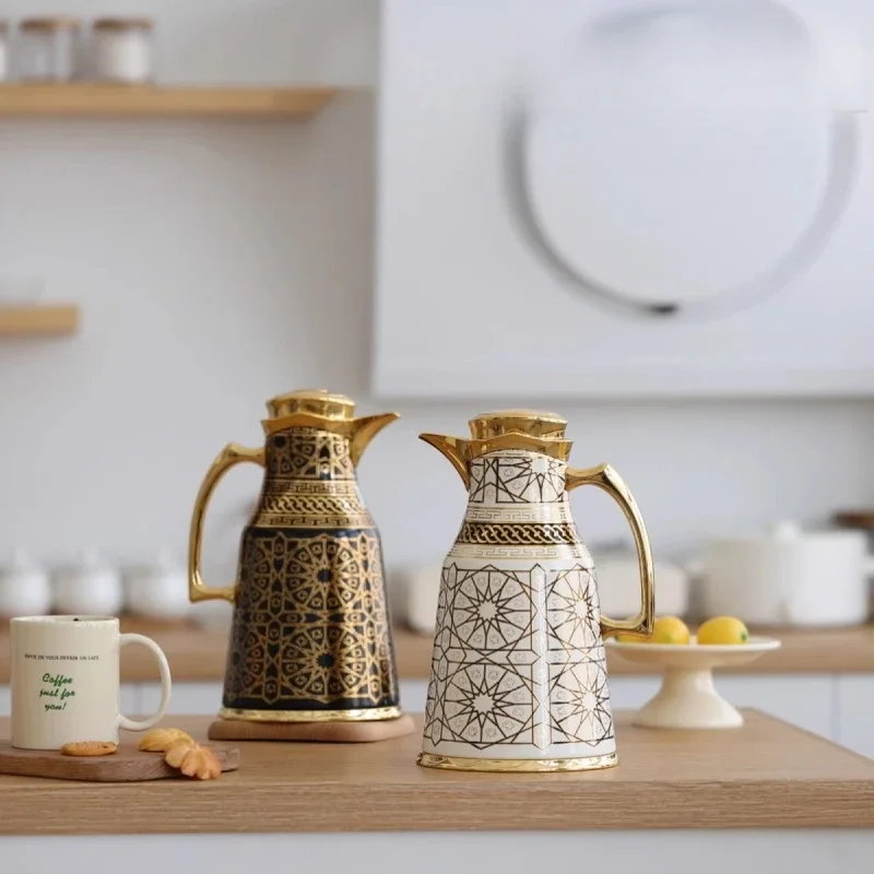 

Термос для домашнего использования, термос для бизнес-клубов и офисный термос.