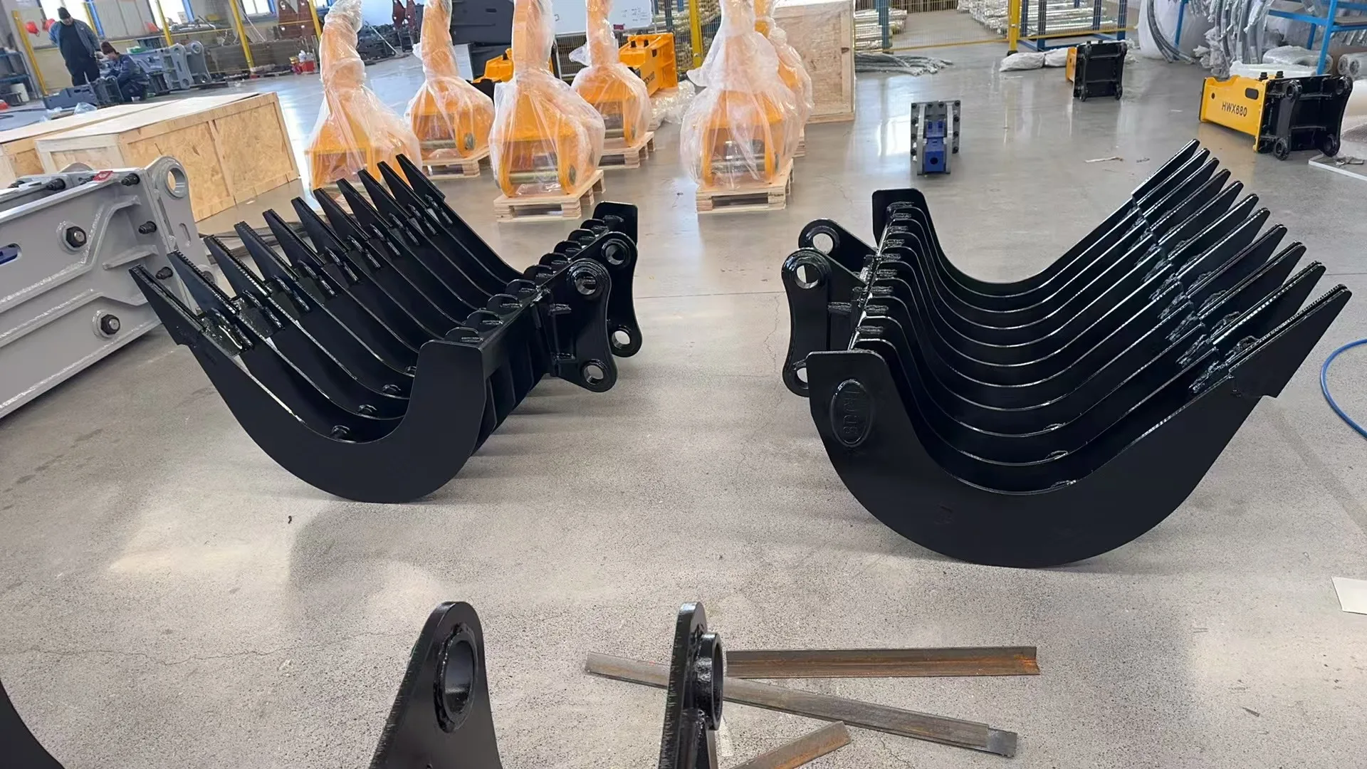 Accessori Rastrello inclinabile Rastrello inclinabile per escavatore all'ingrosso