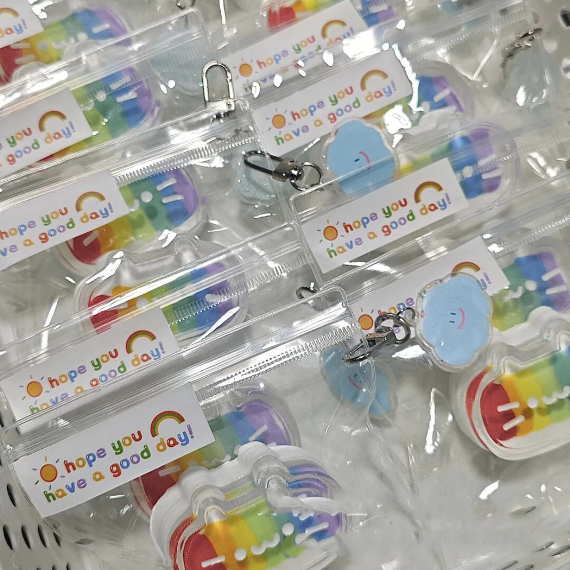 かわいいソフトスクイーズレインボー小さな猫スクイーズおもちゃ抗ストレスタバスクッシュキッズガールズおもちゃギフトストレスボール大人の感覚おもちゃ