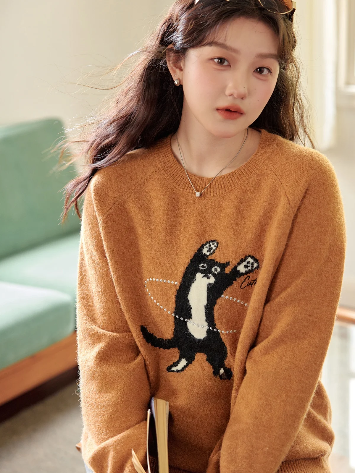 

Женская трикотажная кофта XLIDM больших размеров с круглым вырезом, вышивкой и вставками из флиса на плечах, зимняя, повседневная, комфортная посадка, размер S