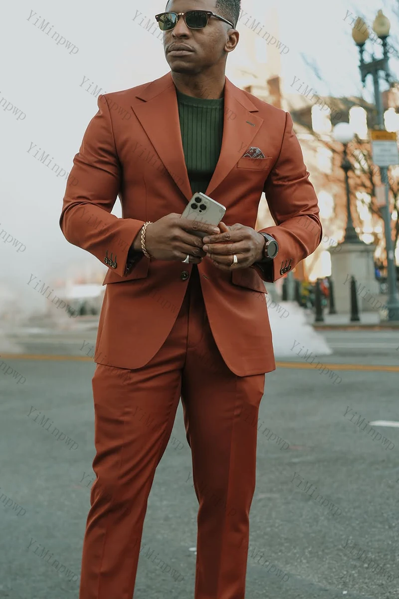 YiMinpwp 2025 بدلة رجالية برتقالية فاخرة للسادة والترفيه والأعمال بقصة ضيقة وزر واحد طقم طية صدر السترة (سترة + بنطلون)