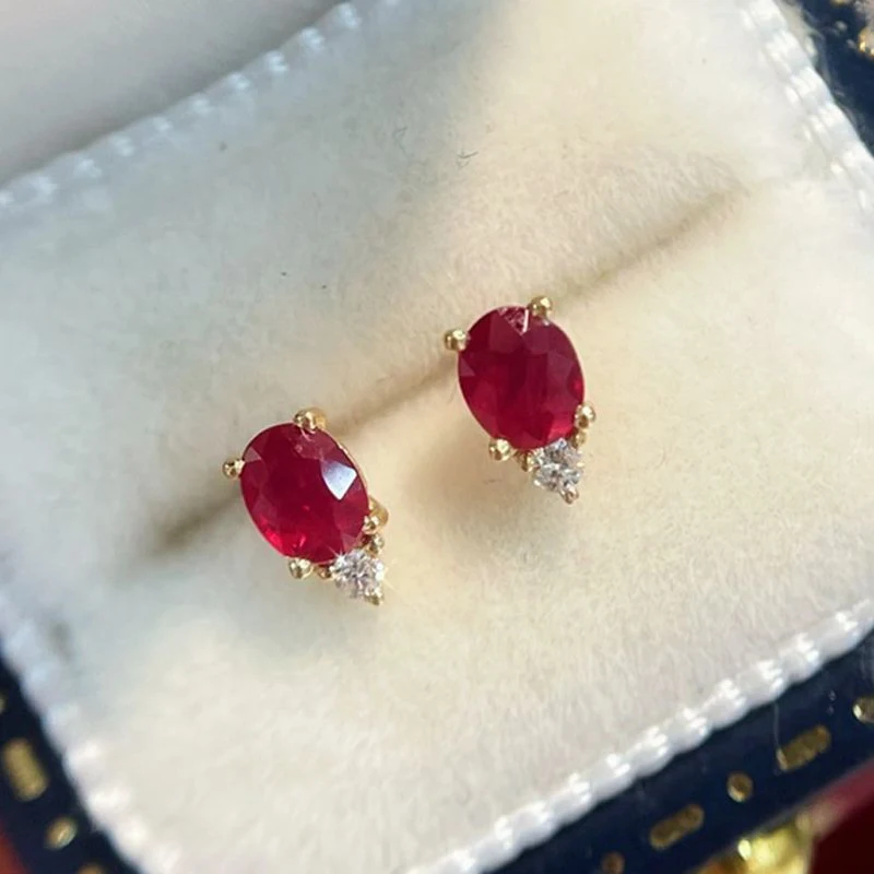 Classics simple small and exquisite fashion ruby earings stud inlay diamonds red oval earrings for women party jewelry gifts
