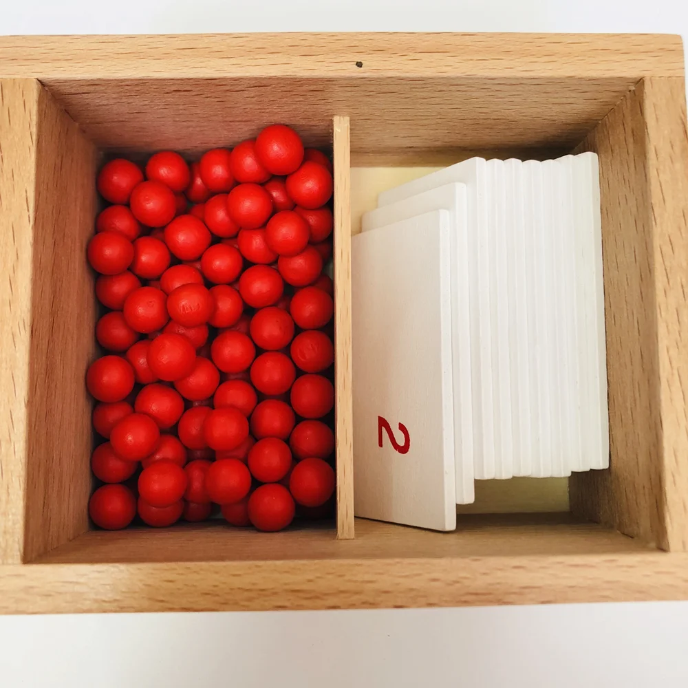 Montessori Multiplicazione Bead Board Giocattolo matematico Aritmetico Strumenti per l'apprendimento precoce Gioco educativo per bambini Materiale matematico