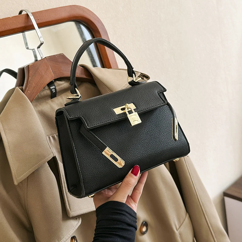 

French Style Women's Shoulder Bag Luxury High-end Gift Business Tote 2025 Minimalist Design Commuting Go-to