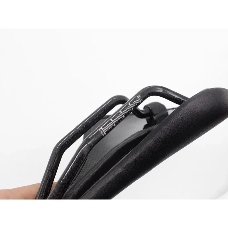 Carbon Saddle MTB/Road Bike Saddles Short Nose Long Nose Super Light Leather Carbon Cushions Seat Cycling Parts 135g