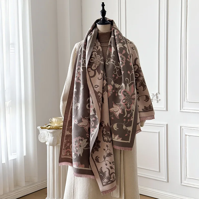 

Ethnic style jacquard floral faux cashmere scarf, warm and fashionable color-blocking shawl, women's cold-weather neck wrap