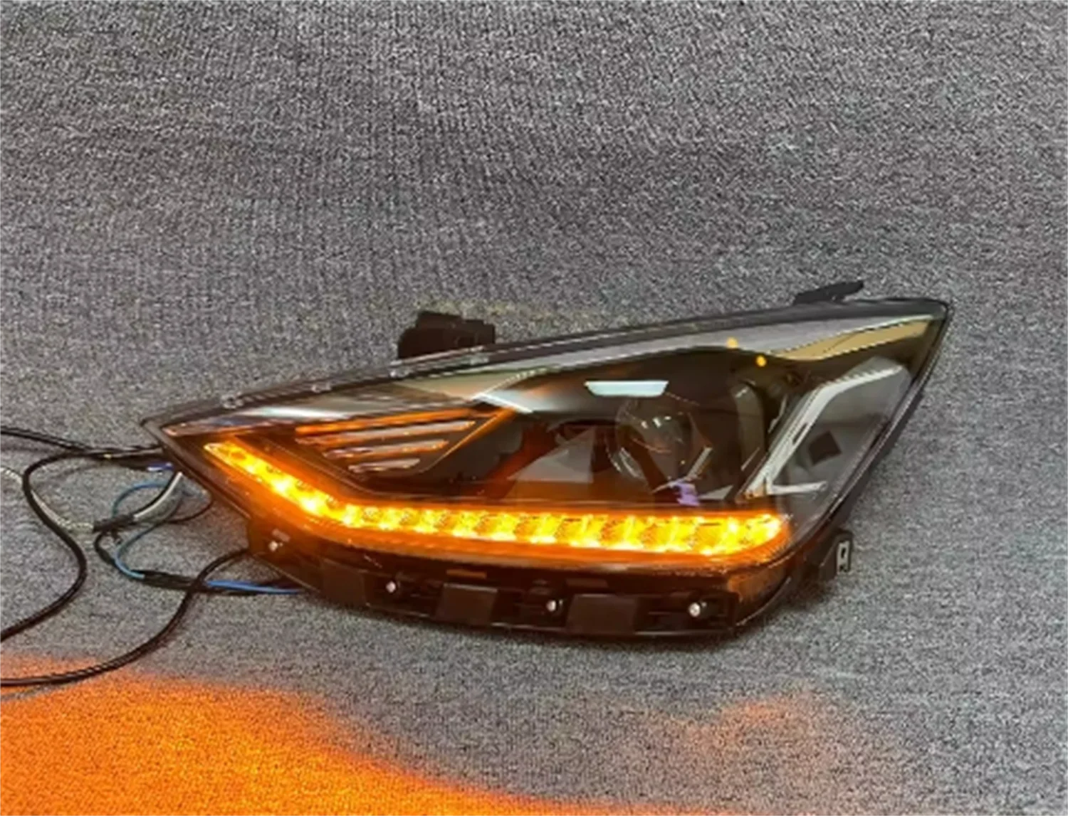 

Car Headlight headlamp for Hyundai Elantra 17-20 Daytime Running DRL Turn signal