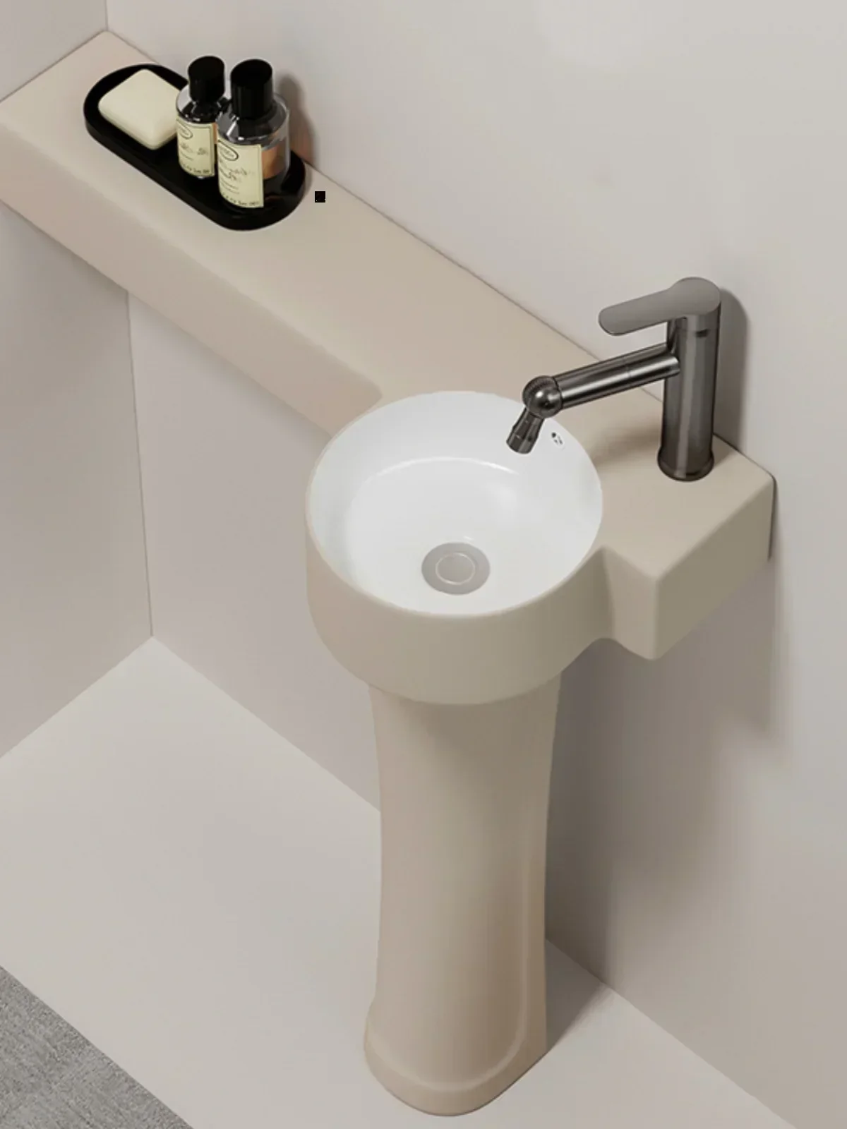 

Excellent Top Quality Hot SalesCeramic Column Basin Integrated Bathroom Balcony Toilet