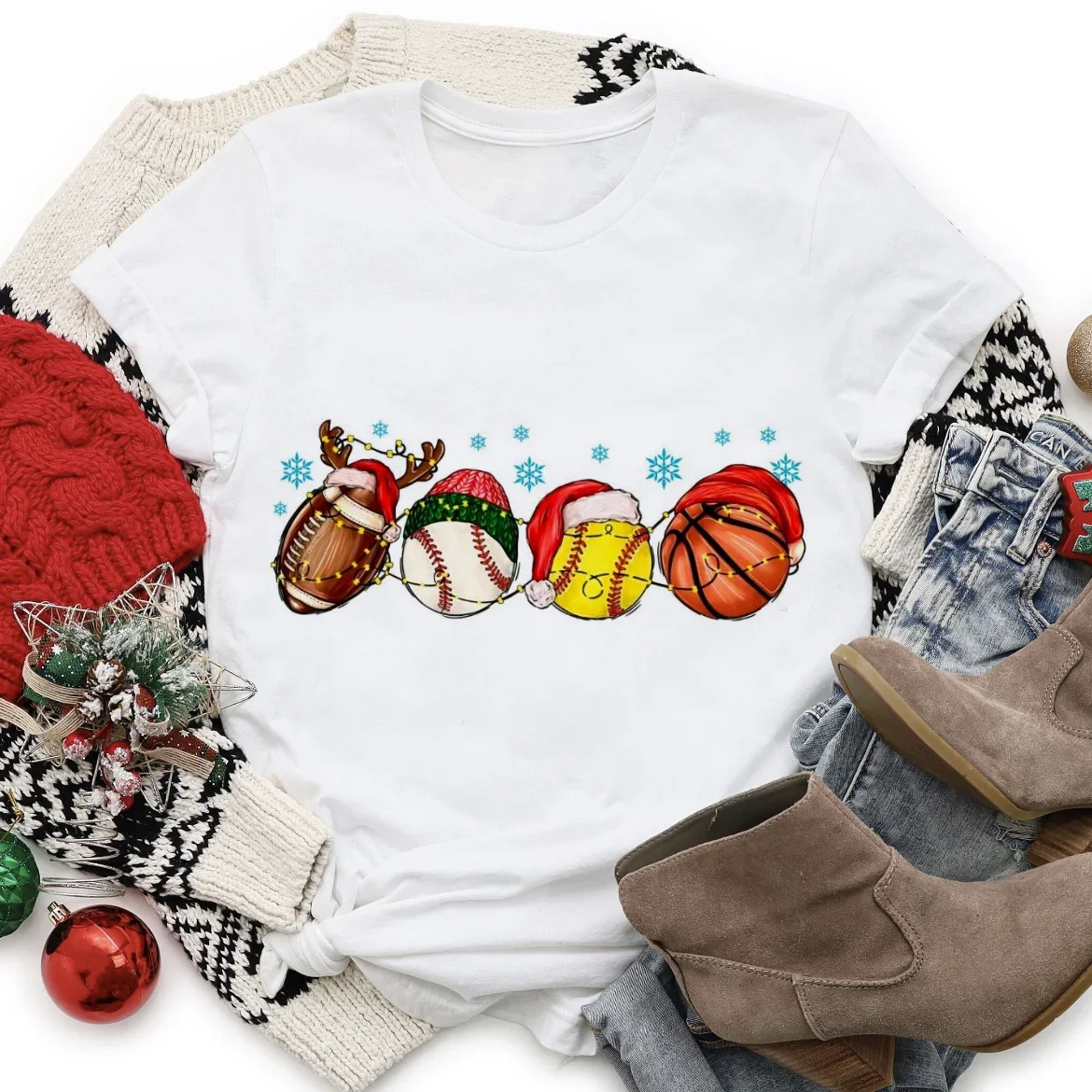 Vintage Christmas Sport Balls T-Shirt z krótkim rękawem Fun Pattern Cartoon Top Casual Women's Printed Basic Round Neck T-Shirt