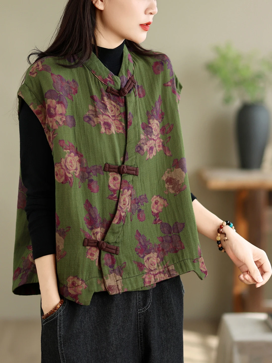 New Chinese Style Printed National Trend Buttonless Sleeveless Vest Women's Early Autumn New Artistic Retro Versatile Fashion...