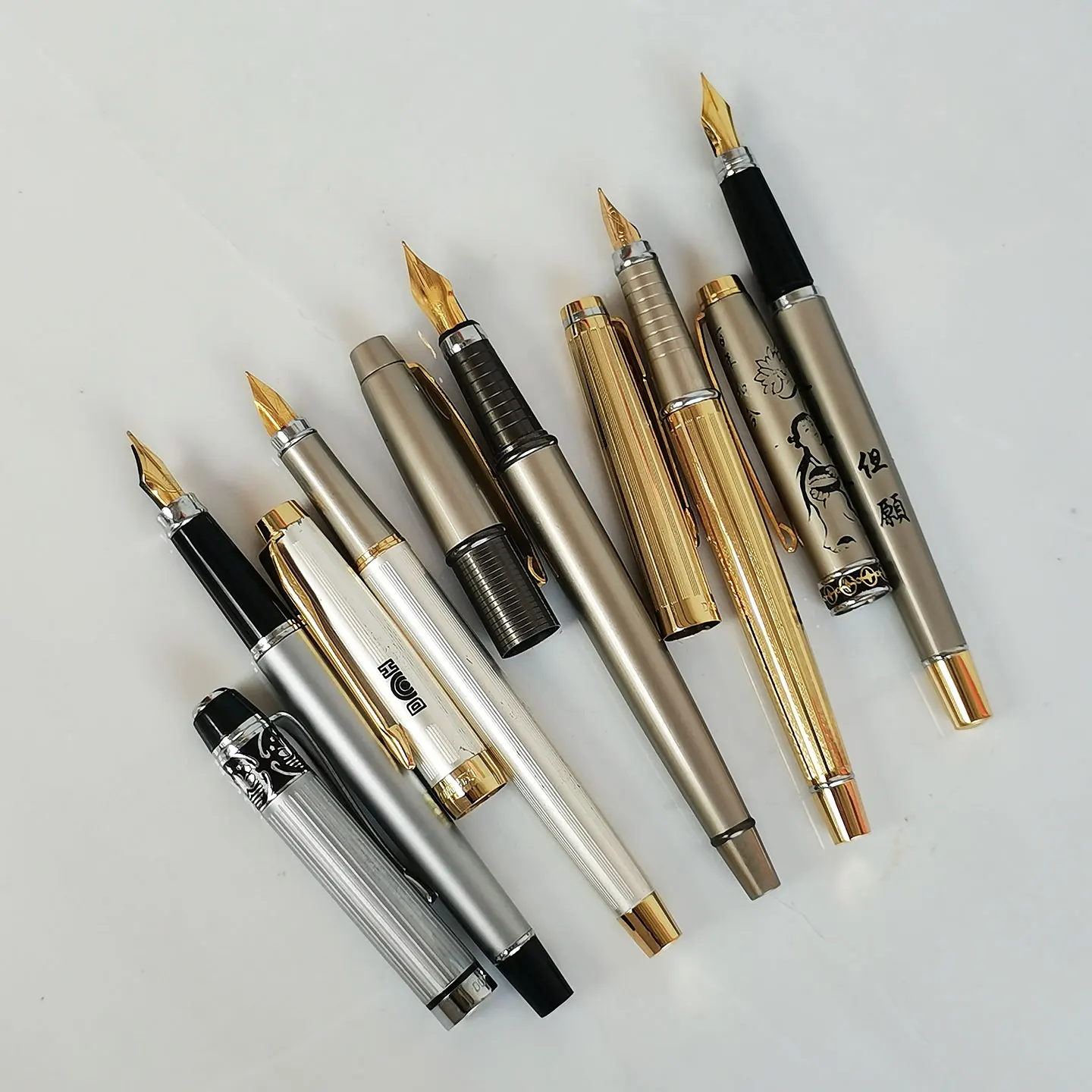 

Rare 1990s Stock Fountain pens Writing Office Collection Stationery Clearance For Sale.5 pens
