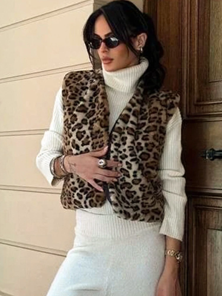 BKQU Gilet in pelliccia sintetica leopardata Moda donna scollo a V senza maniche Gilet casual Cappotto 2024 Inverno Peluche caldo Capispalla da