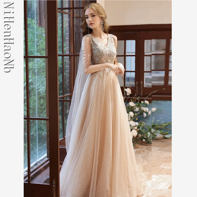 Luxus Champagner Abendkleid mit Schal elegante V-Ausschnitt A-Linie Quaste Ärmel Perlen Schnürung lange Abschluss ball Promi Kleider formell