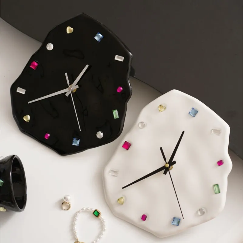 

MOMO Gemstone Party Wall Clock Living Room Ceramic Original Diamond Clock Fashion Home Decoration Clock 9 Inches