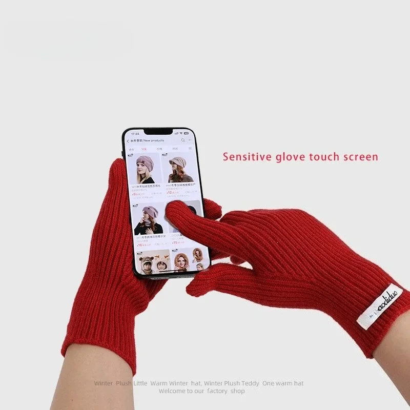 الشتاء محبوك قبعة للنساء وشاح قفازات 3 قطعة مجموعة بورجوندي مريحة لينة وشاح غير رسمي في الهواء الطلق الدافئة قفازات شاشة لمس مجموعات