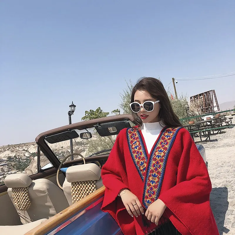 tourist-photoaphy-ethnic-sle-split-oulder-wrap-women's-autumn-winter-hat-v-eat-red-cloak-awl-thiened-camere-lik