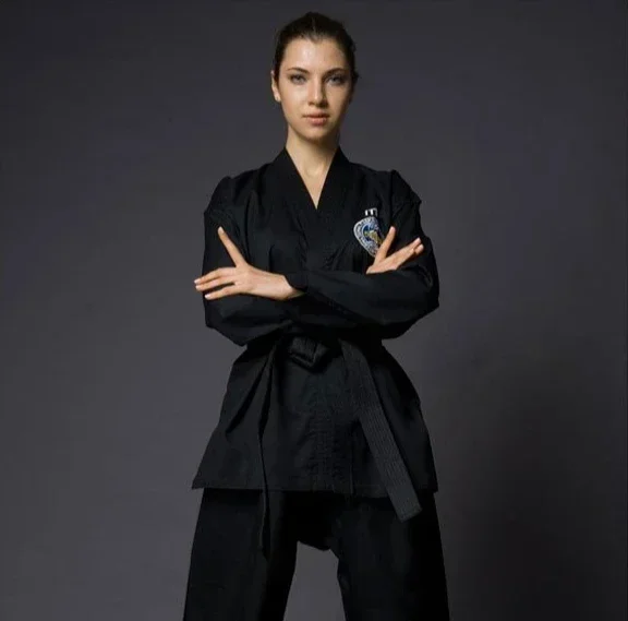 Set uniforme da taekwondo ITF con ricamo nero, pantaloni e cappotto, bellissimi vestiti, uniforme da allenamento per karate