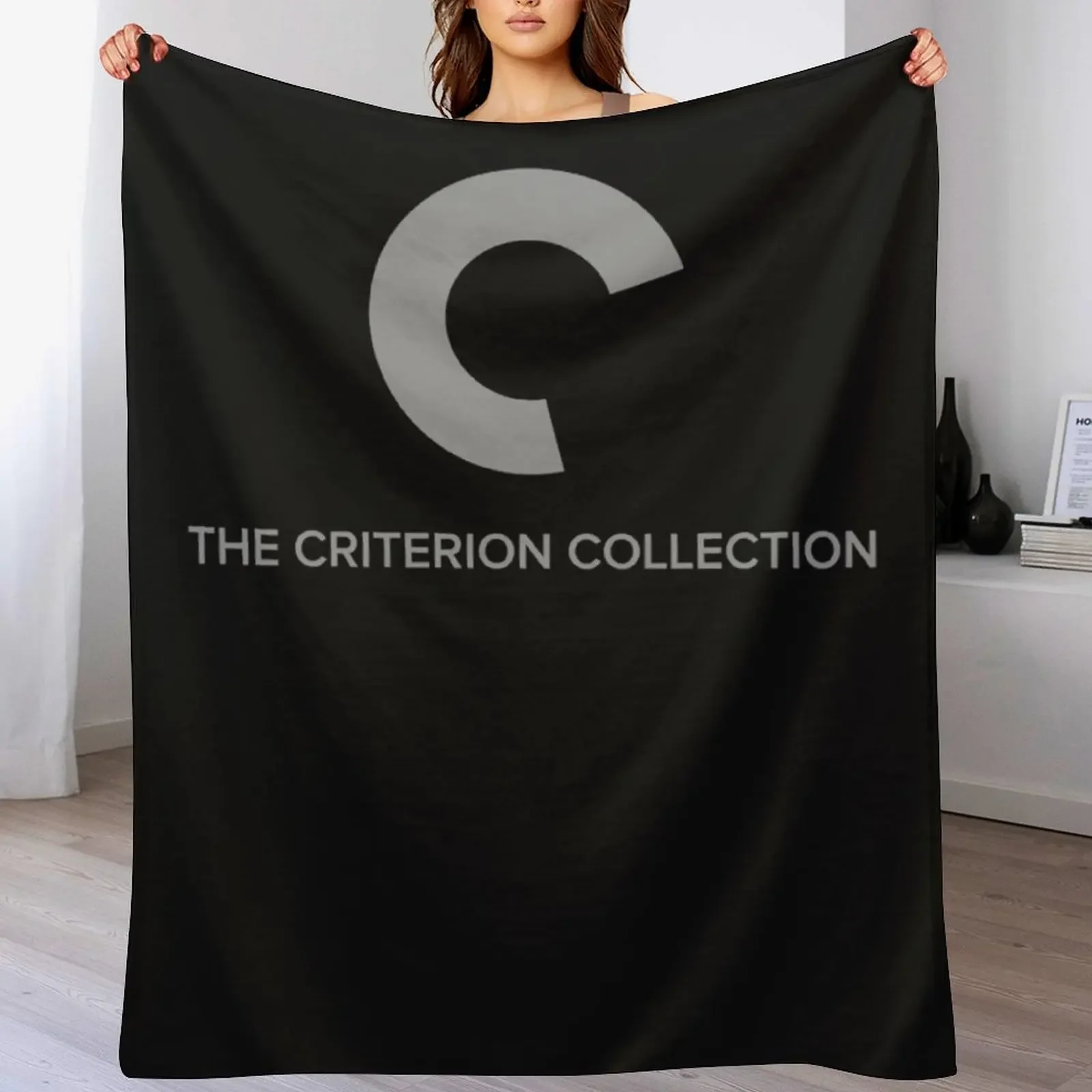 

THE CRITERION COLLECTION cult movie indie oscar cannes Essential T-Shirt Throw Blanket Sofa Quilt Large Retros Blankets