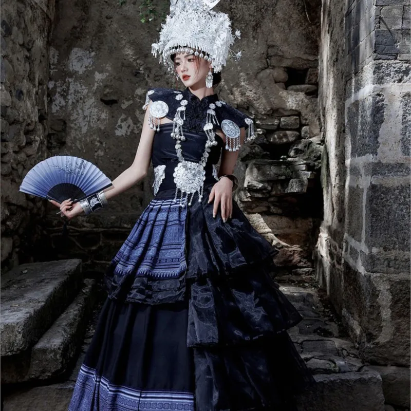 Kostium etniczny: Czarna suknia wieczorowa dla kobiet w stylu ciasta, kostium fotograficzny