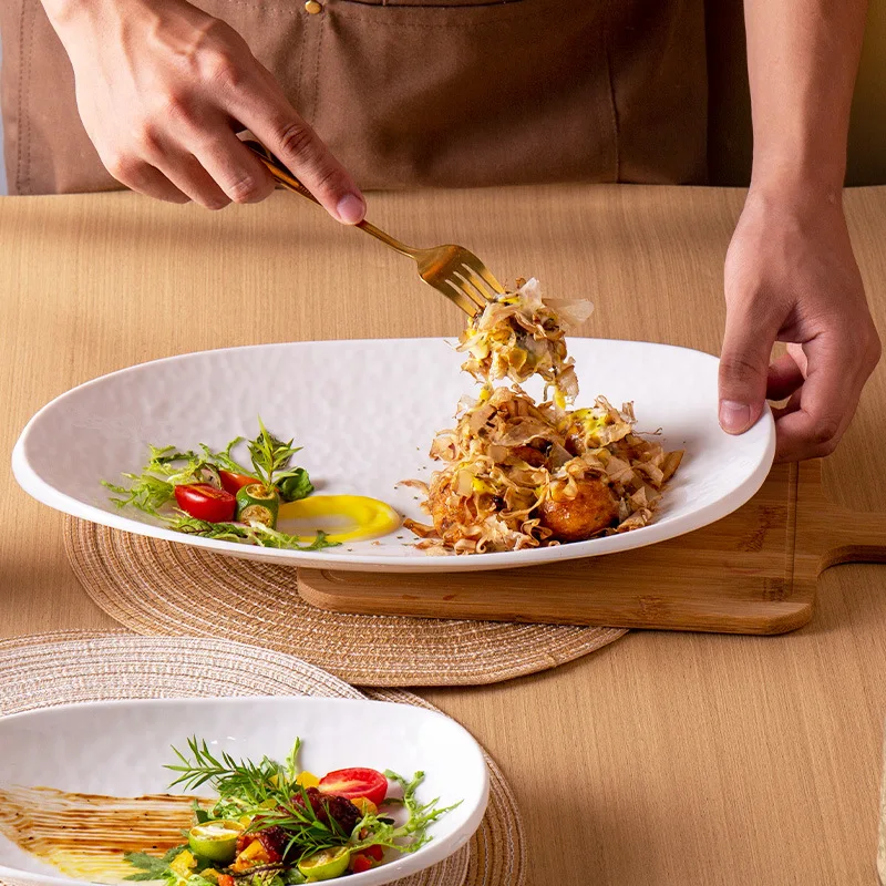 طبق سيراميك أبيض على الطراز الياباني طبق سلطة وعاء حساء عميق أدوات مائدة راقية