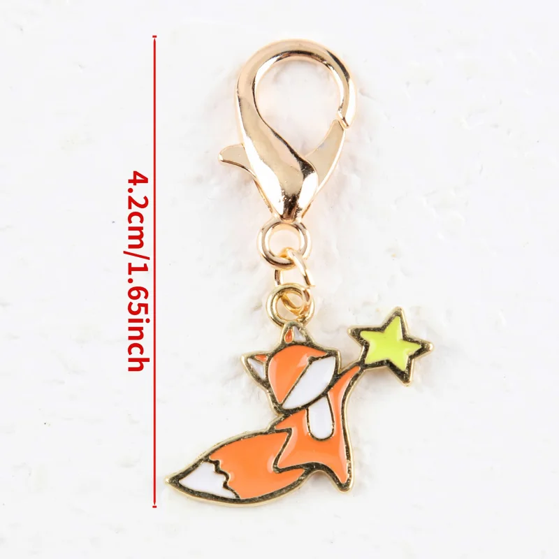 10Creative Starry Sky Fox Hug Keychain，Fashionable Animal-Themed Hooks，Cute metal animal accessory bag，Birthday，Holiday，End time