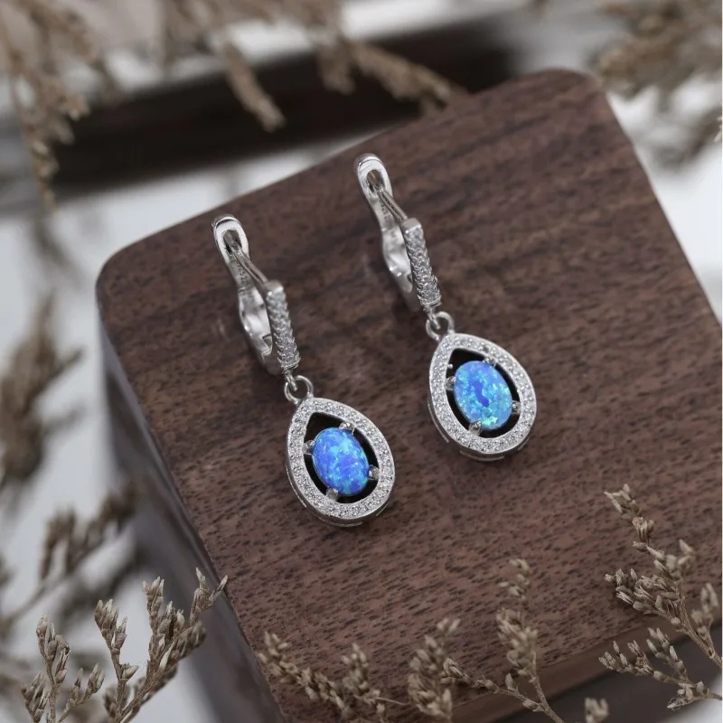 

Diamond Blue Opal Earrings S925 Sterling Silver Light Luxury Fashion Earrings Versatile and Elegant