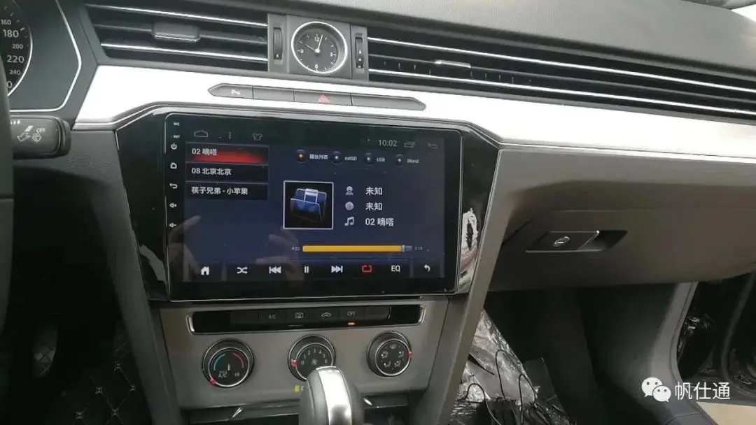 

8.8 inch For BMW 3 5 Series E60 E61 E62 E63 E90 E91 E92 E93 Android 14 Wireless BT Carplay Qualcomm Snapdragon 680 Touch Screen