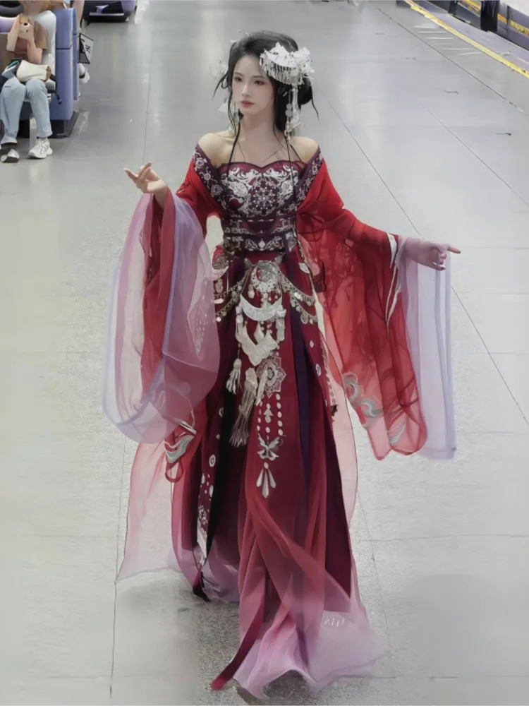 

Heavy embroidery large-sleeved shirts waist-length jackets and skirts exotic clothing