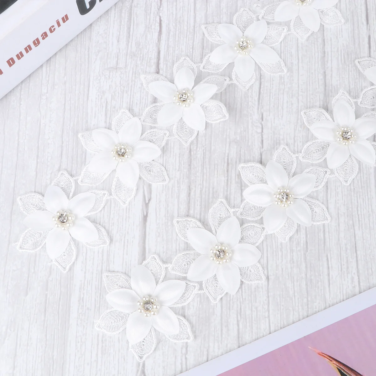

1 Roll Pearl Lace Ribbon 1 Yard White For Wedding Party Christmas Decor Diy Craft Supplies Flower Ribbons Costume Accessories