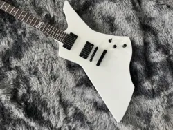 China's  Becoda  electric guitar OEM shop White And Black Color 6 Strings