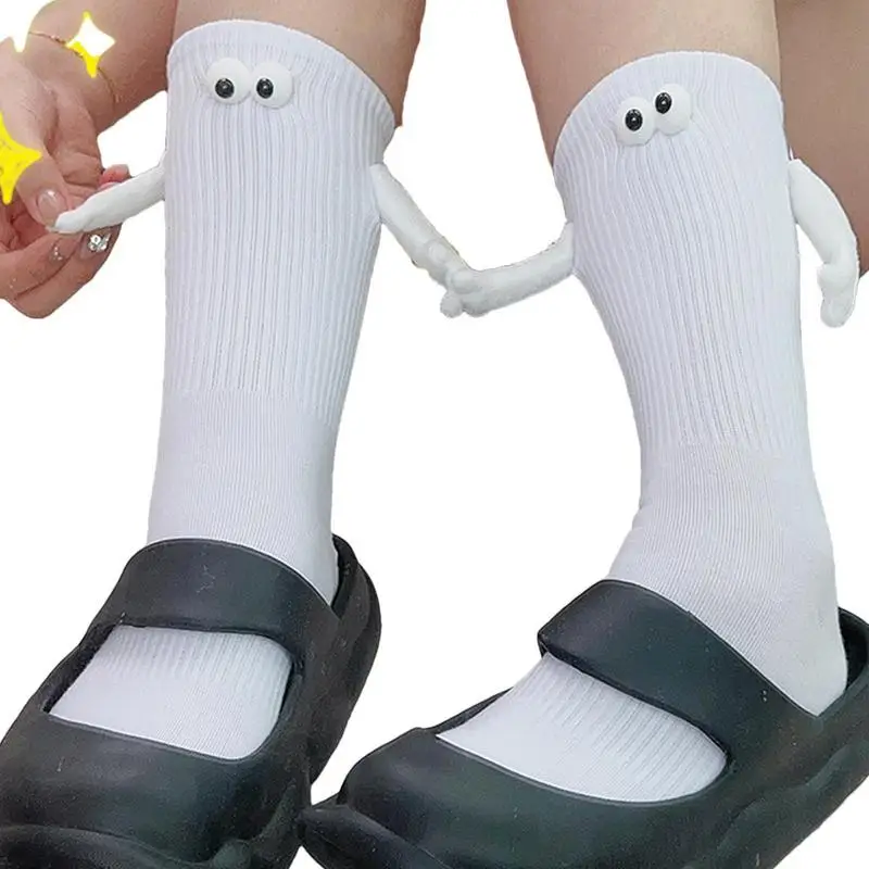 Calcetines magnéticos de succión para parejas, calcetines divertidos, succión magnética 3D, muñeca que sostiene las manos, Disfraces de Halloween, fiesta de disfraces para niñas y mujeres