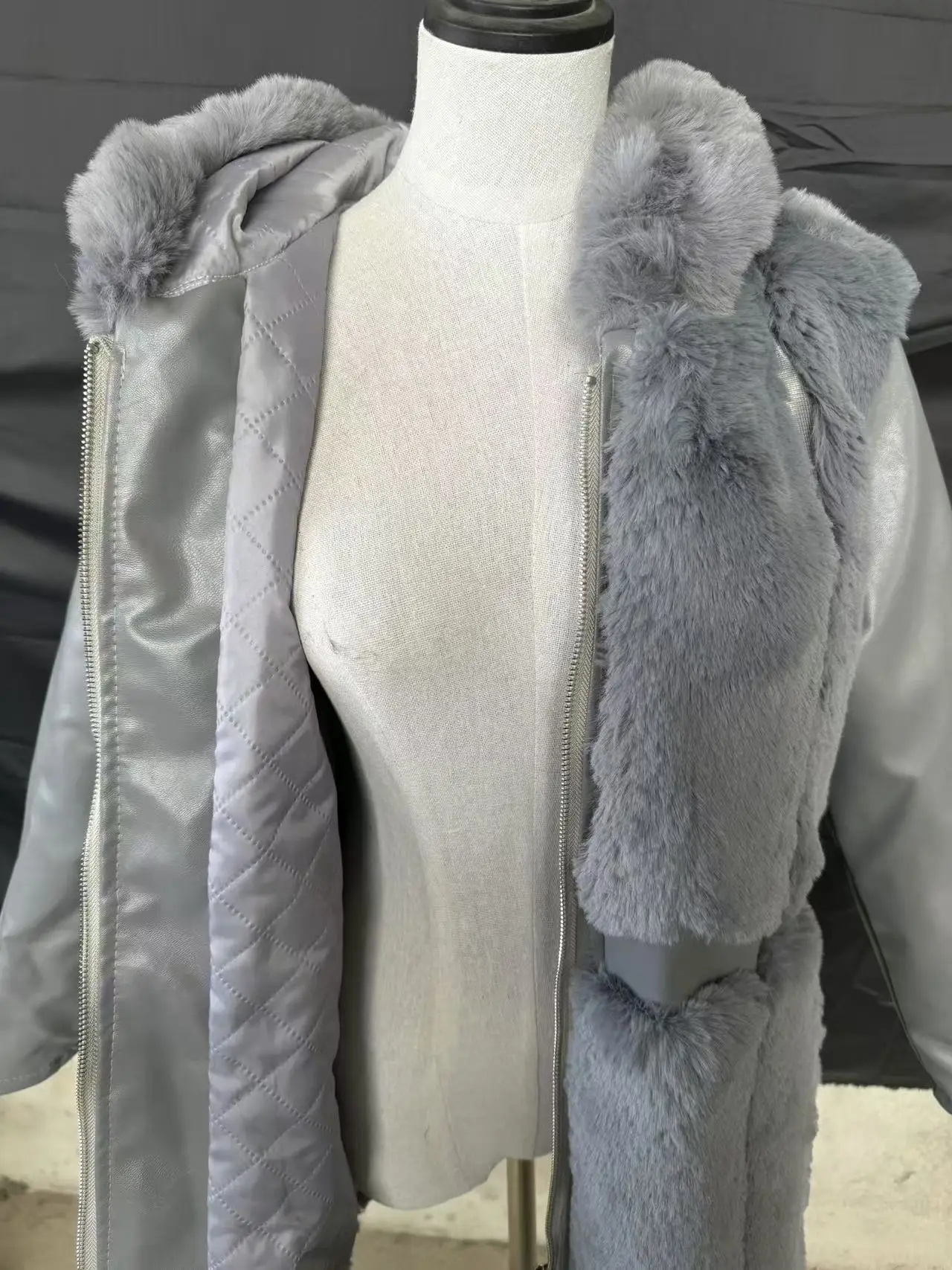 2024 Hot Selling New Women\'s Fur Coat with Waist Belt, Hooded Solid Color Zipper Jacket