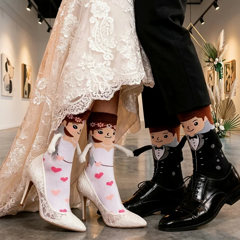 2 Pares de Calcetines de Pareja para Boda, con Diseño de Manos Entrelazadas, para Hombre y Mujer, Regalo Romántico con Estampado de Letras, Regalos para Novio/Novia